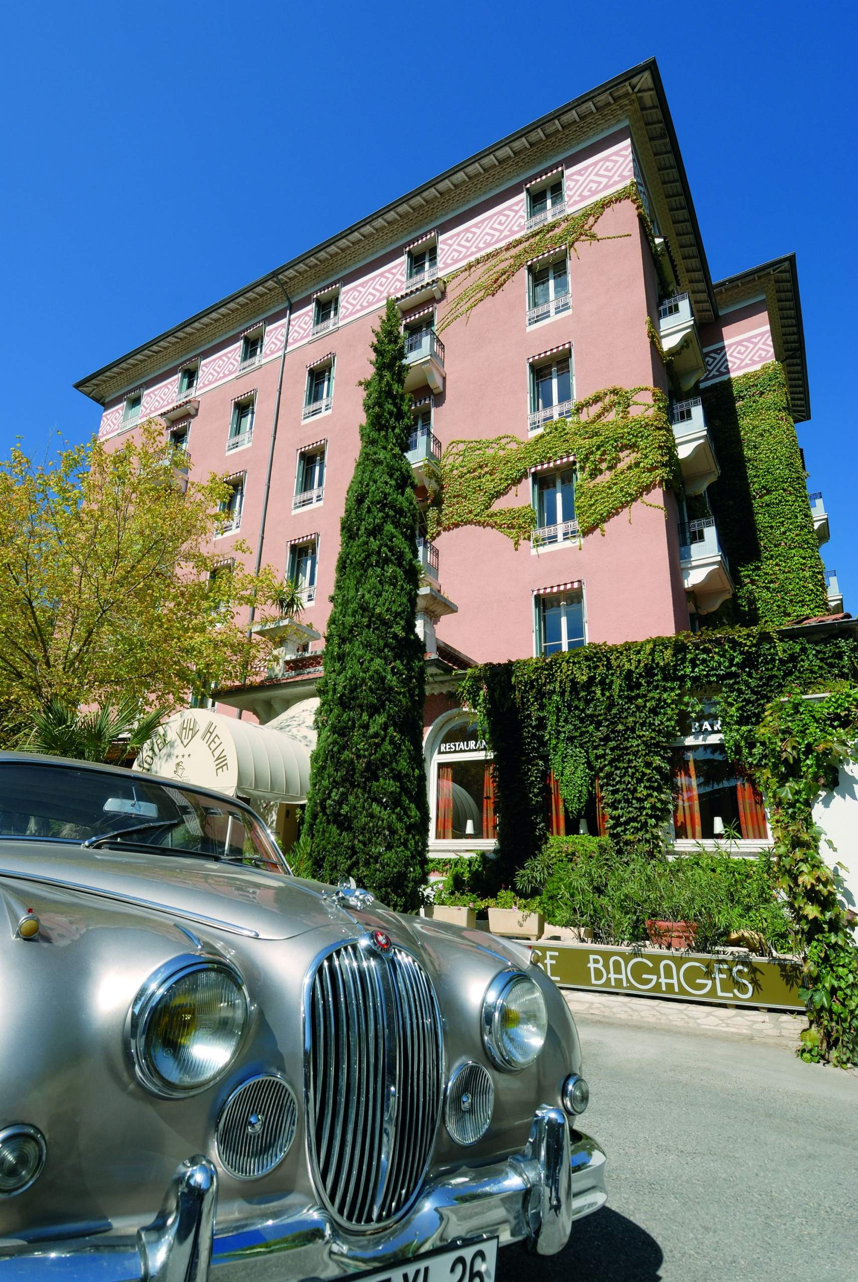 Facade de l'Hôtel Helvie