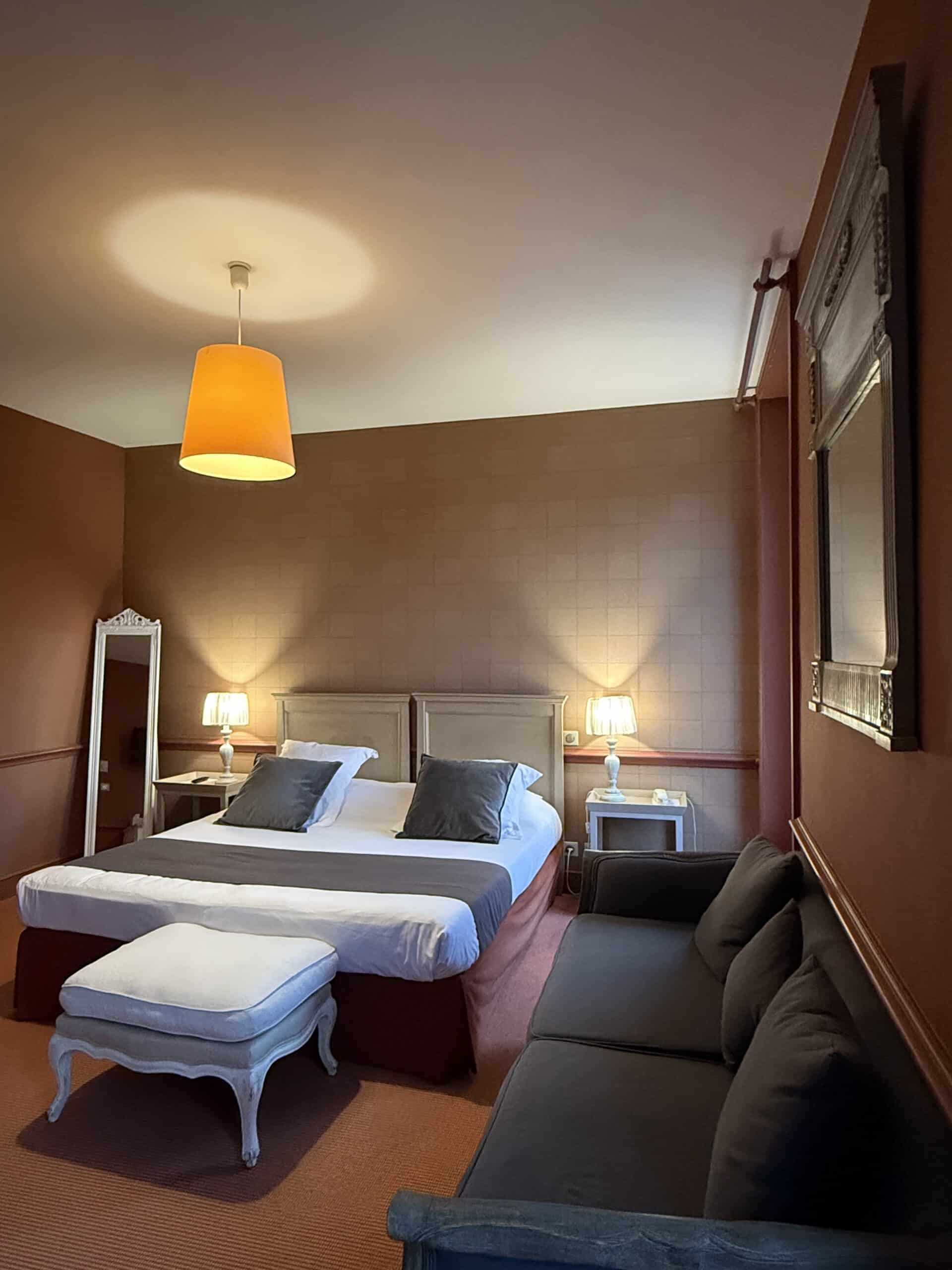 chambre-luxe-hotel-helvie-1