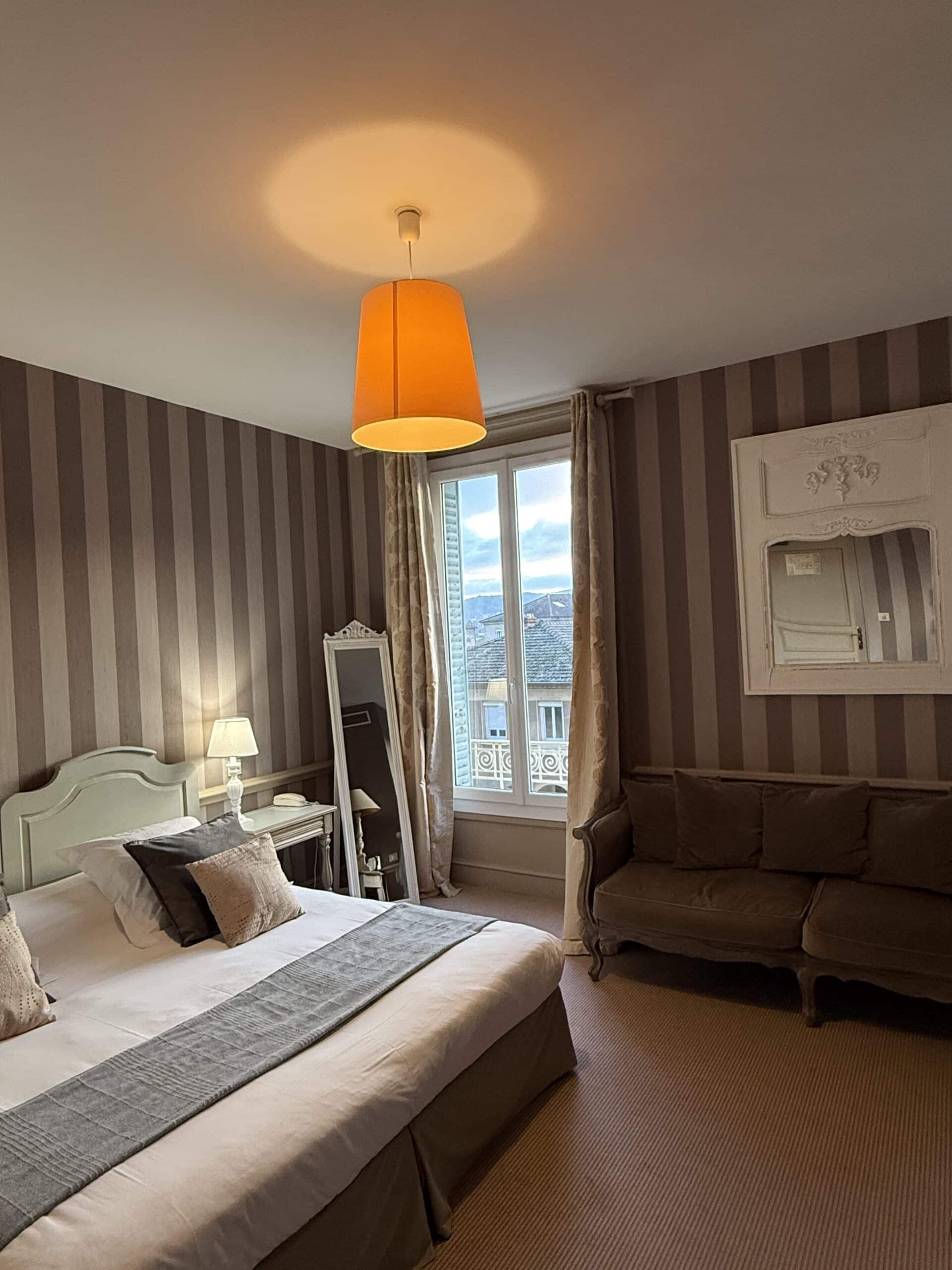 chambre-luxe-hotel-helvie-2