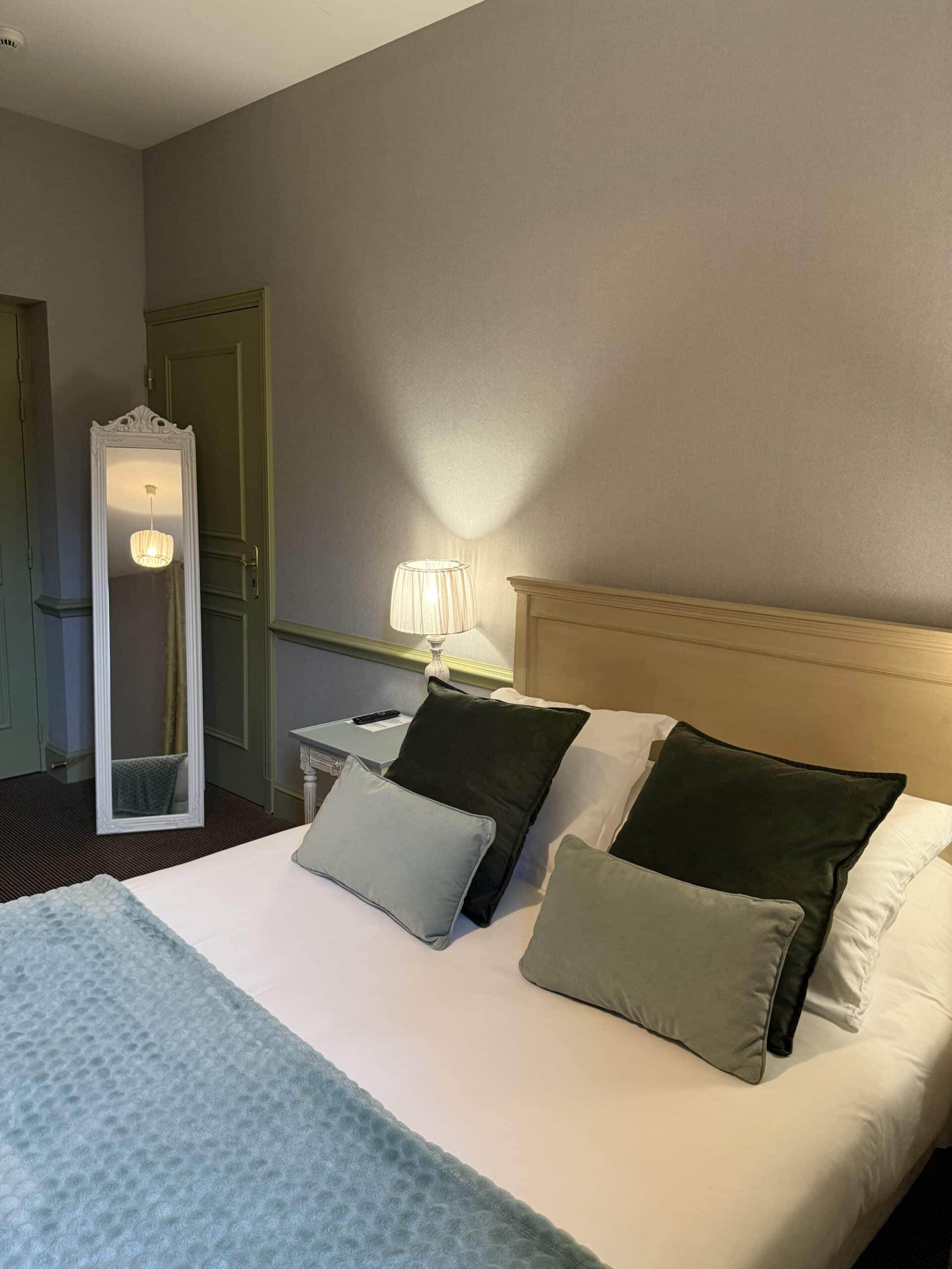 chambre-standard-hotel-helvie-2